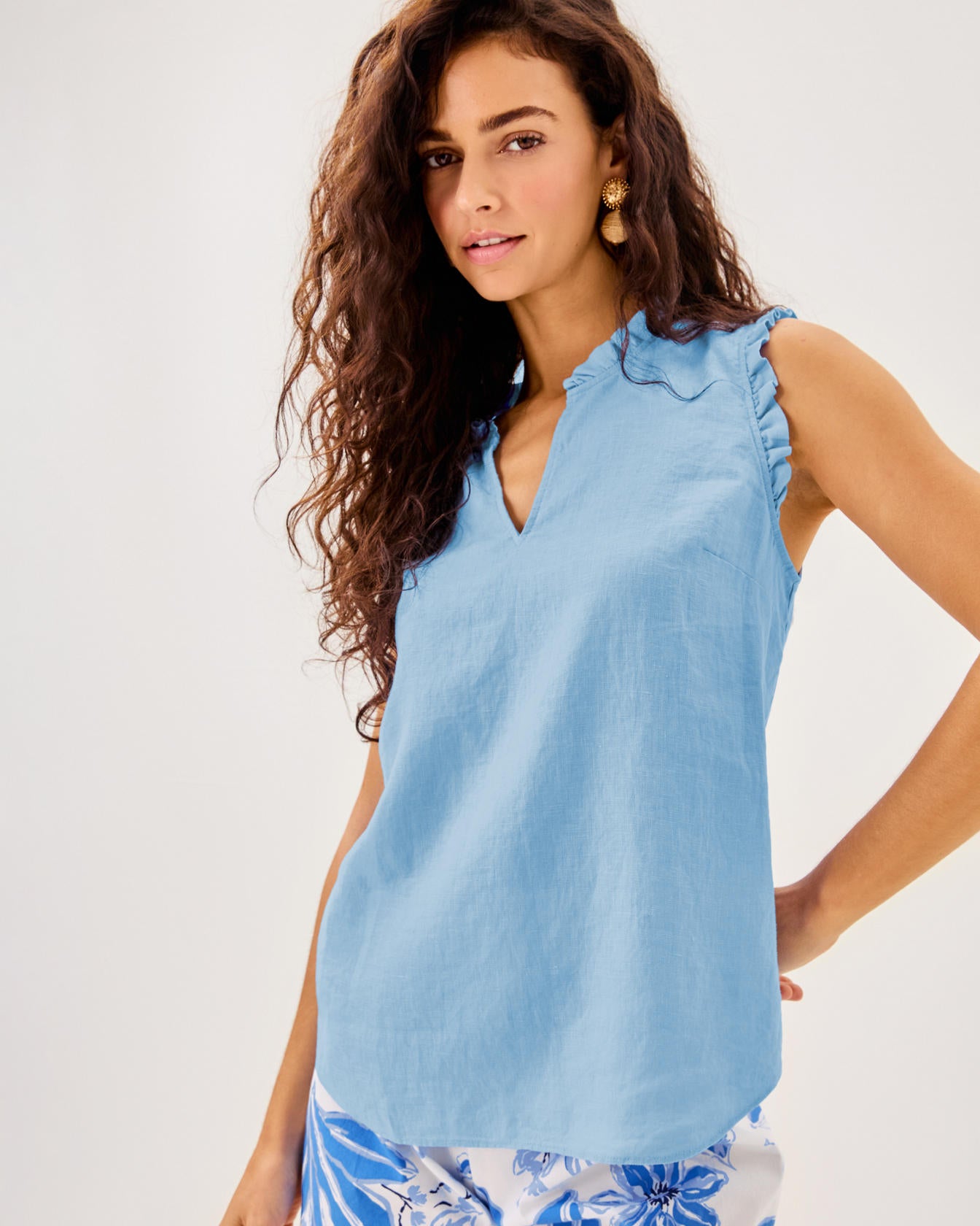 KAVALLA SLEEVELSS RUFFLE TOP