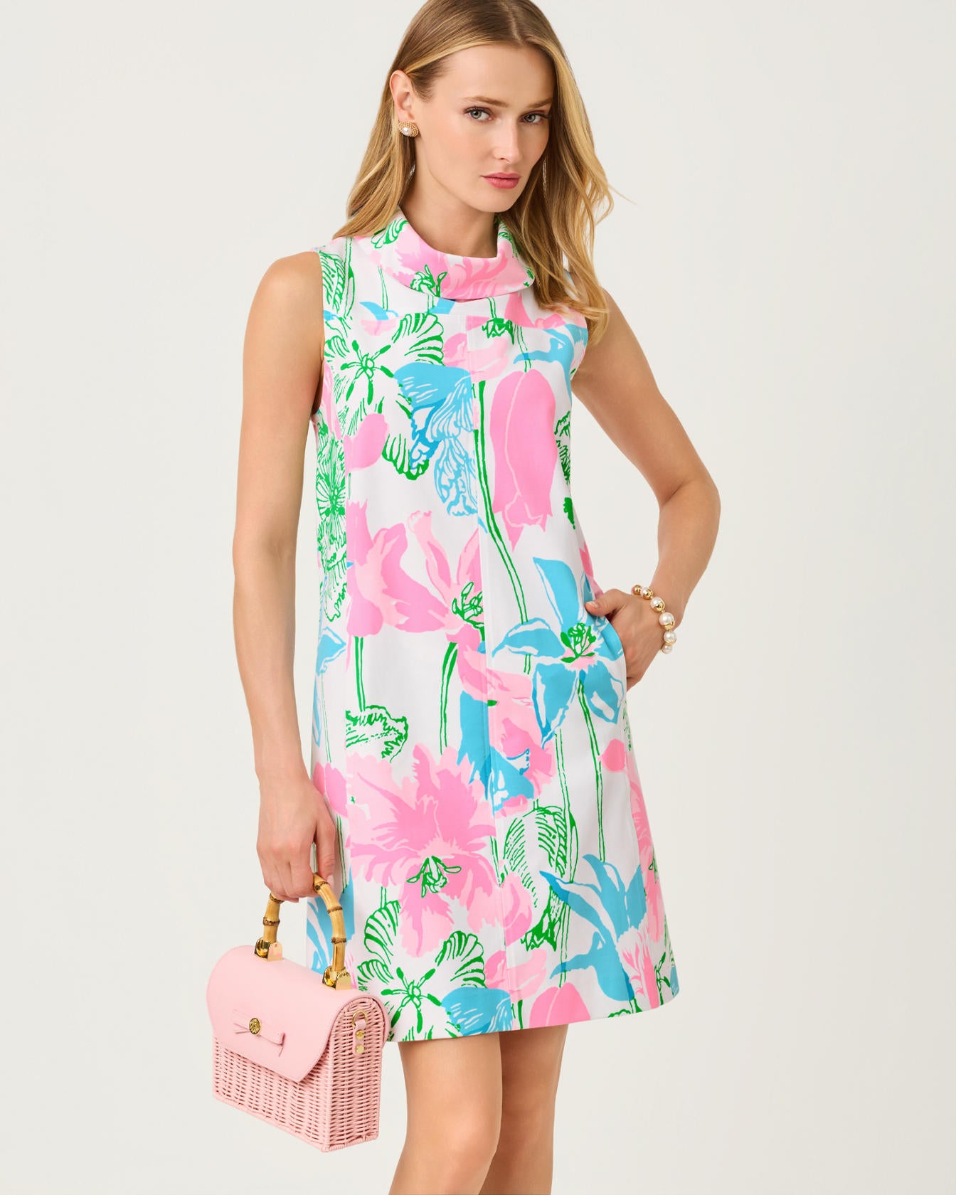 Payson Dress Resort White Oversized Viney Liney