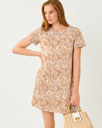 Cody Short Sleeve Dress In Lil Jims Stuff