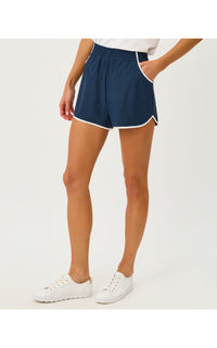 BACKCOURT SHORT UPF 50+ IN LOW TIDE NAVY