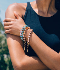 Loren Hope - Arista Bracelet in Emerald: Emerald